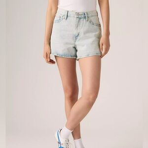 t Levi's 80s Mom Women's Shorts,  "Don't Be Frayed" light Blue A46950011